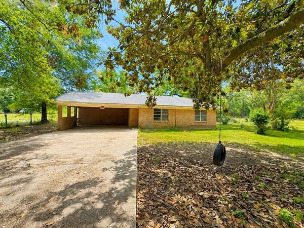 229 Gibbs Street, Cullen, LA 71071