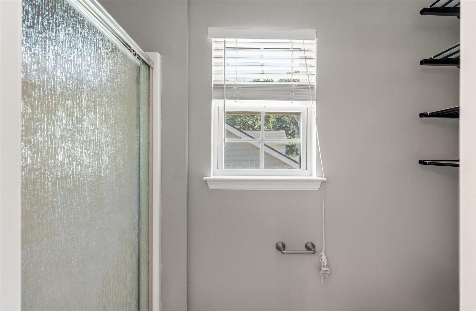 1209 Laurel Park Trail Photo 21