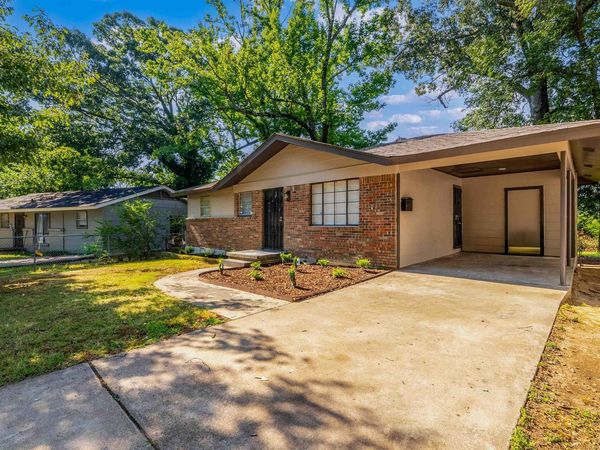 35 Clifton Drive , Little Rock, AR 72209