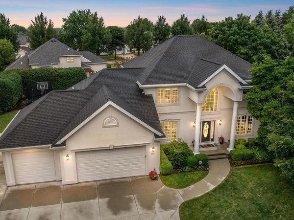 601 E CARRINGTON LANE, Appleton, WI 54913