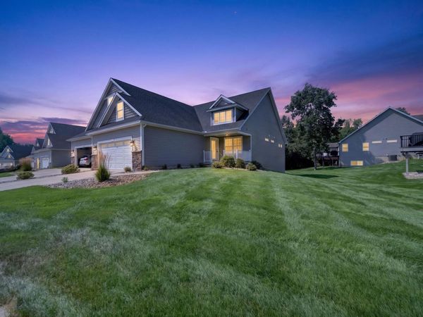 4048 Stoneridge Drive, Jackson, MI 49203