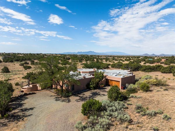 5 Cerrado Court, Santa Fe, NM 87508