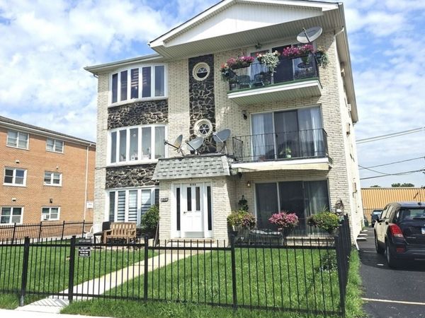 8106 Marion Drive , Unit 1W, Justice, IL 60458
