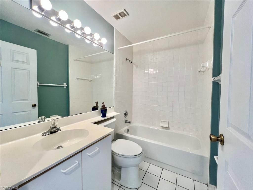 7749 Jewel Ln , Unit 202, Naples, FL 34109 Photo