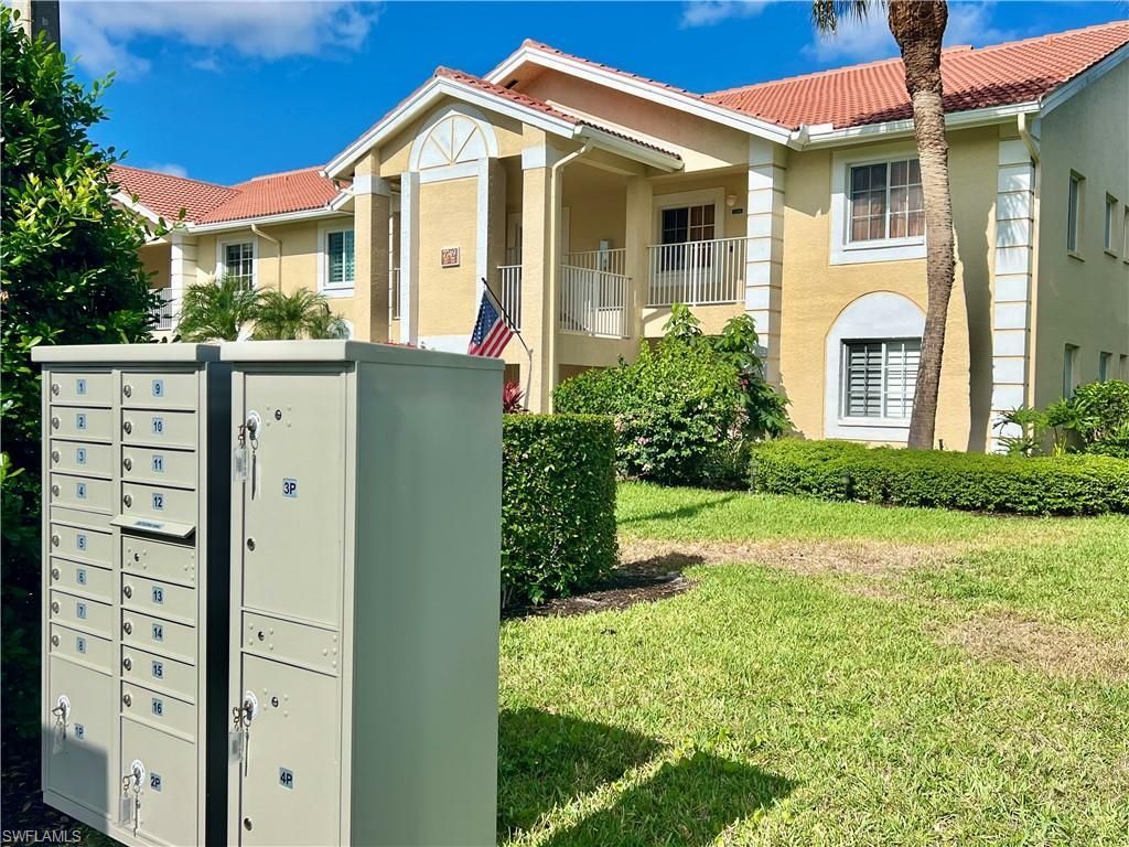 7749 Jewel Ln , Unit 202, Naples, FL 34109 Photo