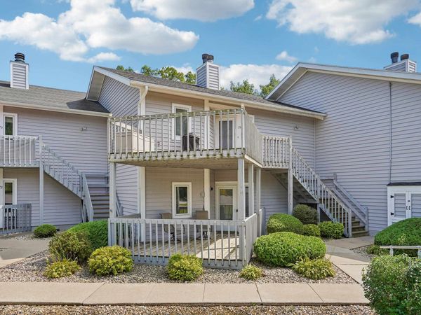 E12617 Kilpatrick Point Drive, Unit 75, Merrimac, WI 53561