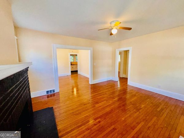 880 Cascade Avenue SW, Atlanta, GA 30311