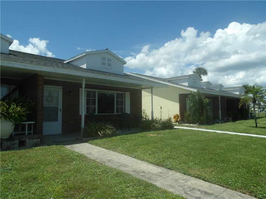 8520 Us Highway 1, Unit A4, Micco, FL 32976 Photo