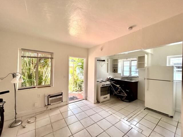 1930 Pierce Street, Unit 1-4, Hollywood, FL 33020 Photo
