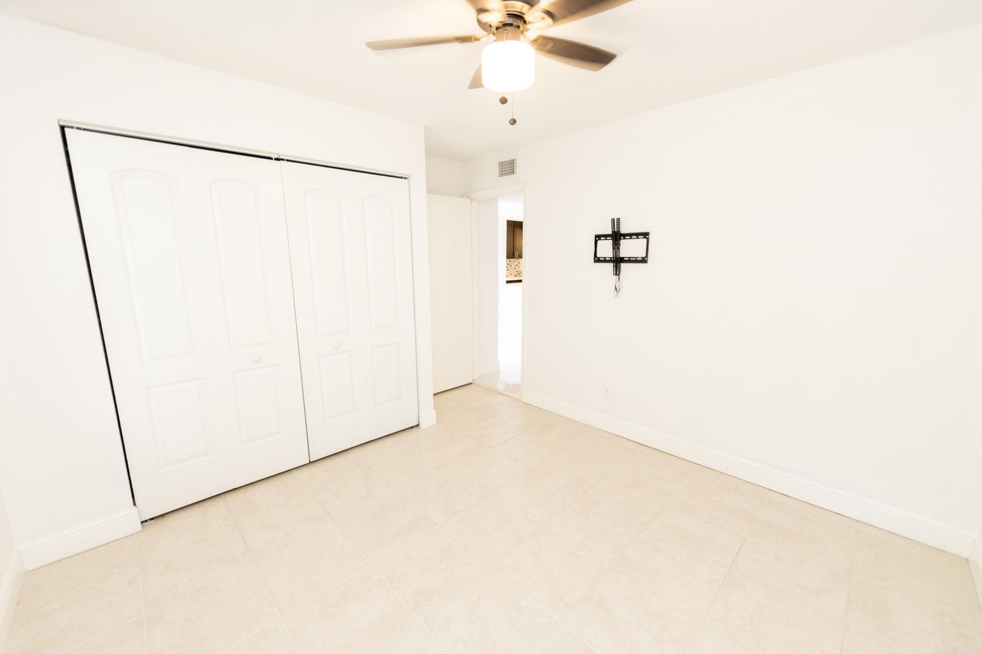 11060 S Lakeview Drive, Unit 11060, Pembroke Pines, FL 33026 Photo