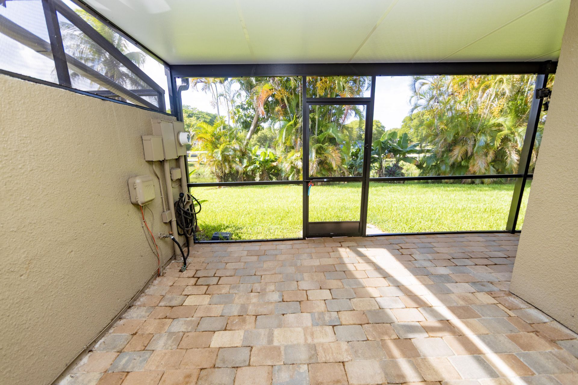 11060 S Lakeview Drive, Unit 11060, Pembroke Pines, FL 33026 Photo