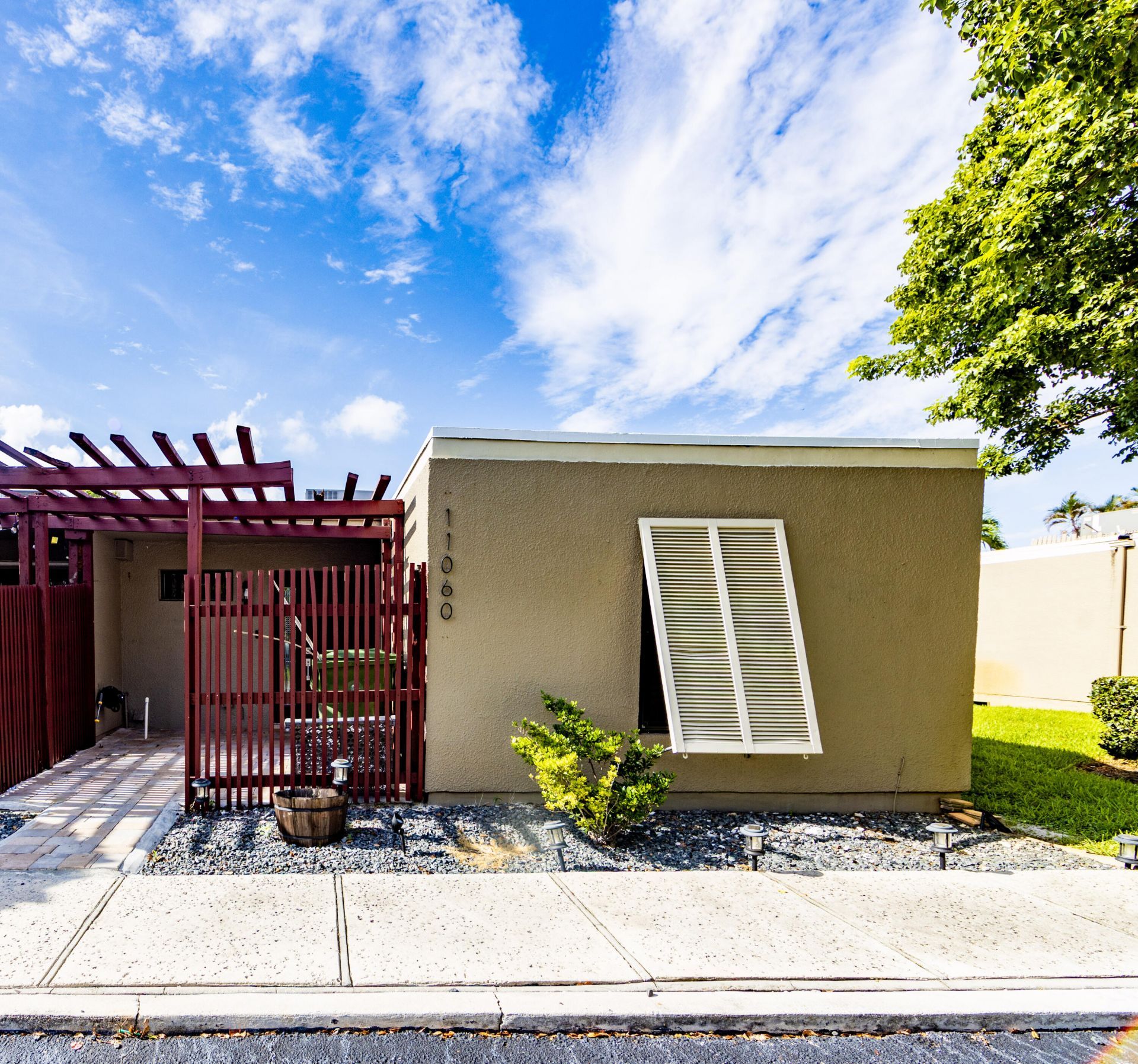 11060 S Lakeview Drive, Unit 11060, Pembroke Pines, FL 33026 Photo