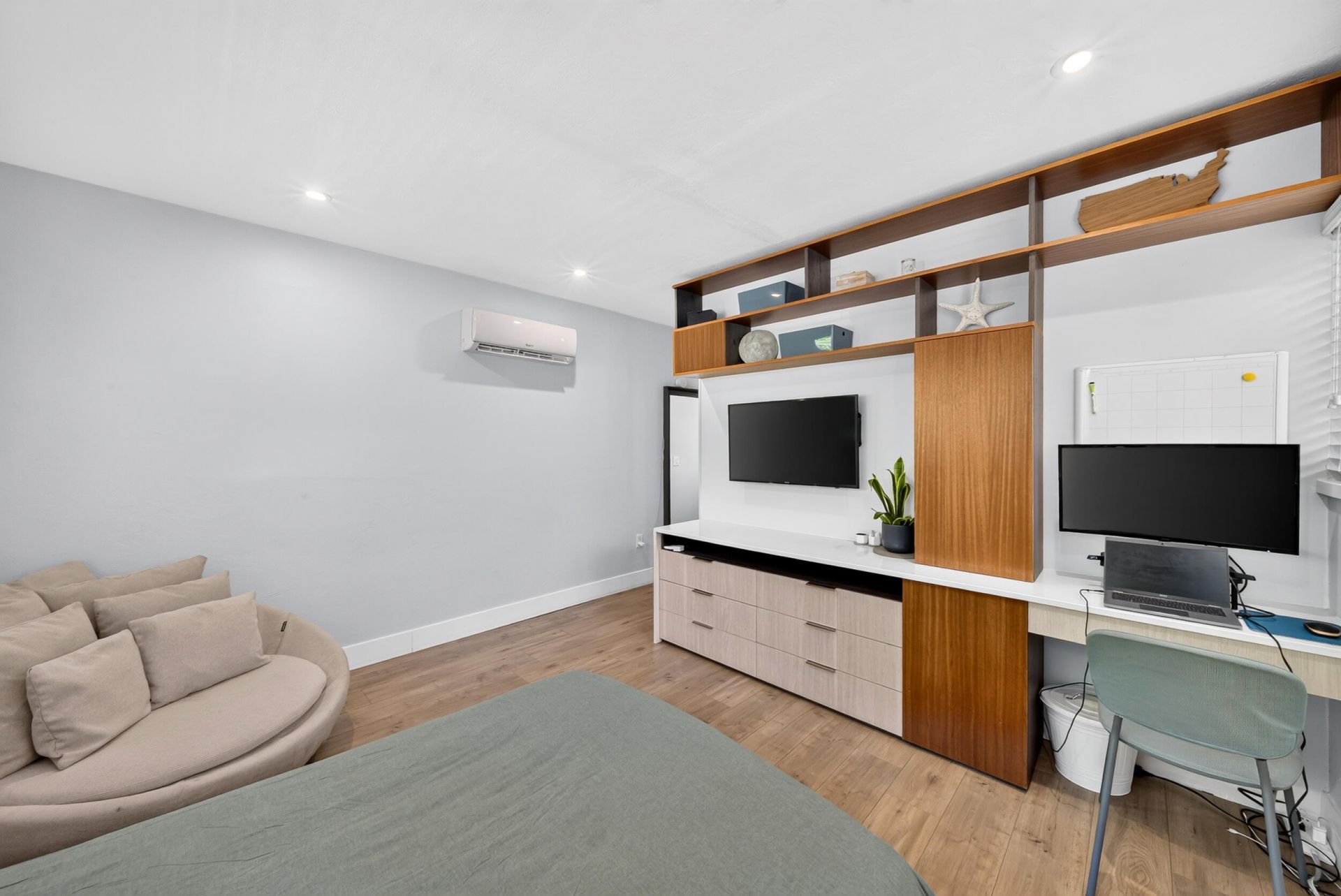 1015 Madrid Street, Coral Gables, FL 33134 Photo