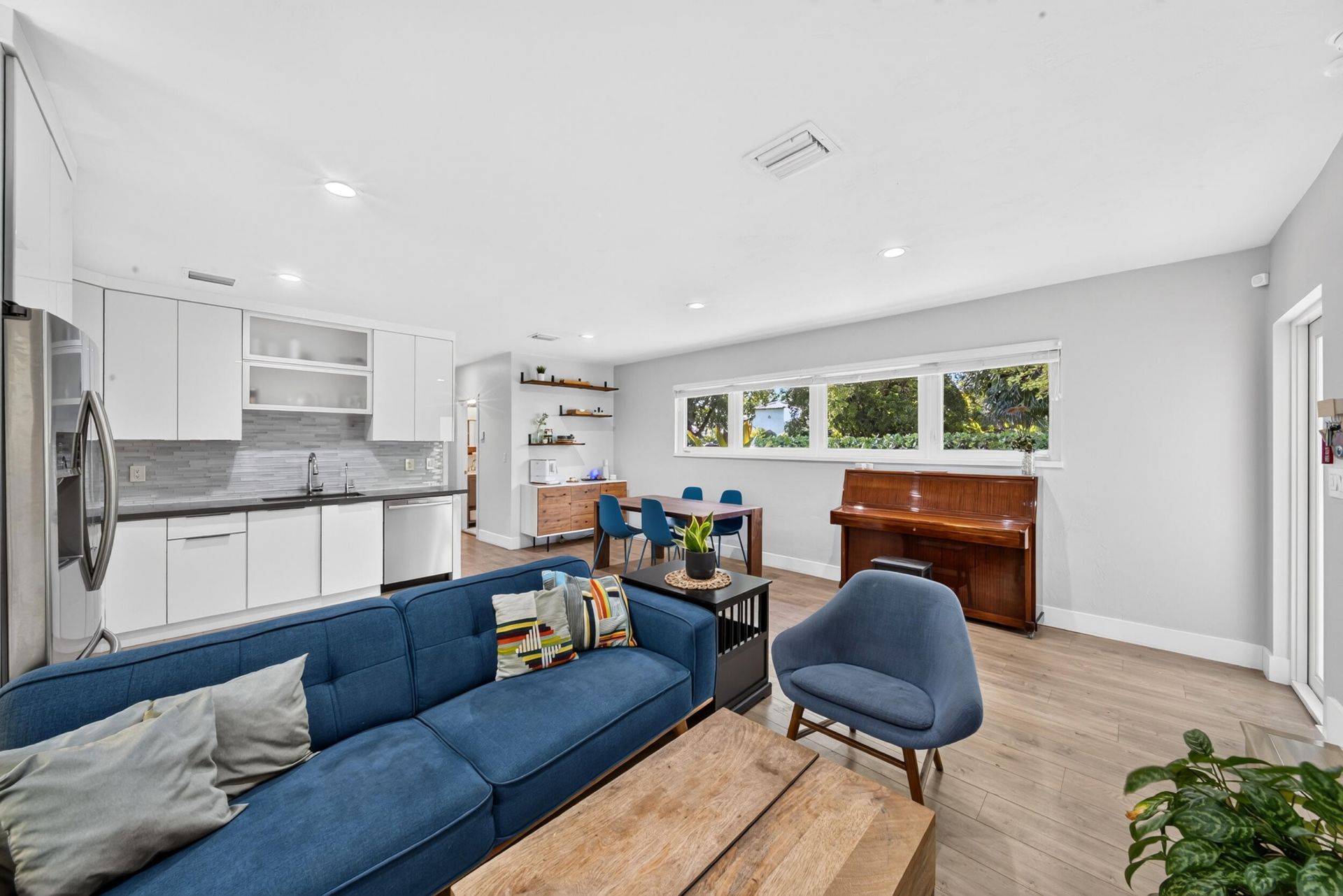 1015 Madrid Street, Coral Gables, FL 33134 Photo