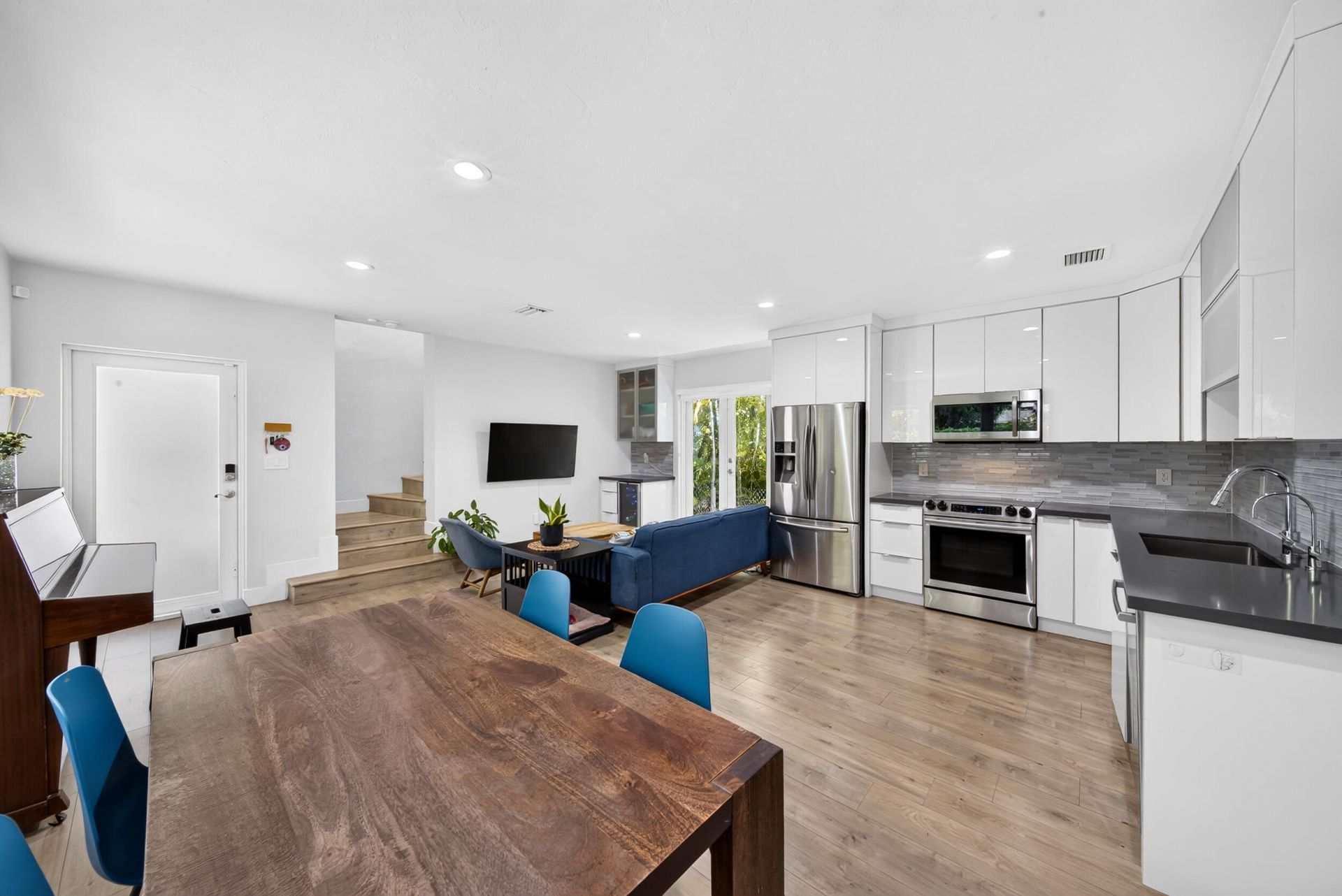 1015 Madrid Street, Coral Gables, FL 33134 Photo