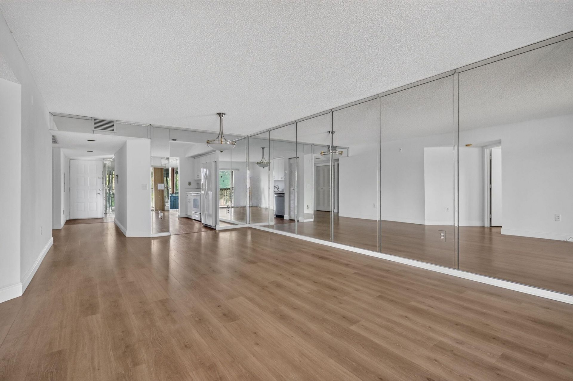 13700 SW 11th Street, Unit 203A, Pembroke Pines, FL 33027 Photo