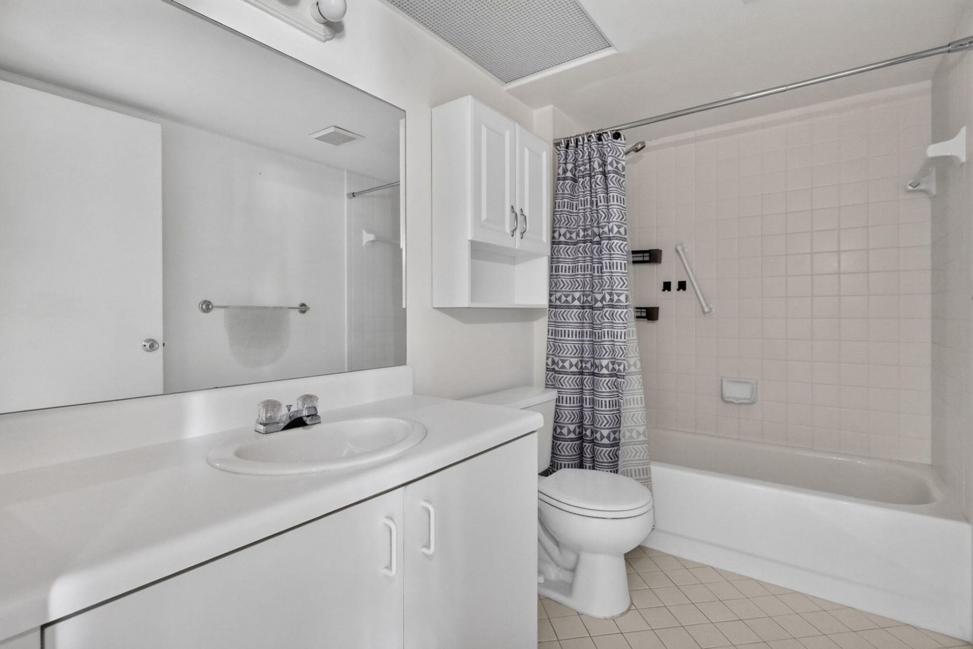 13700 SW 11th Street, Unit 203A, Pembroke Pines, FL 33027 Photo