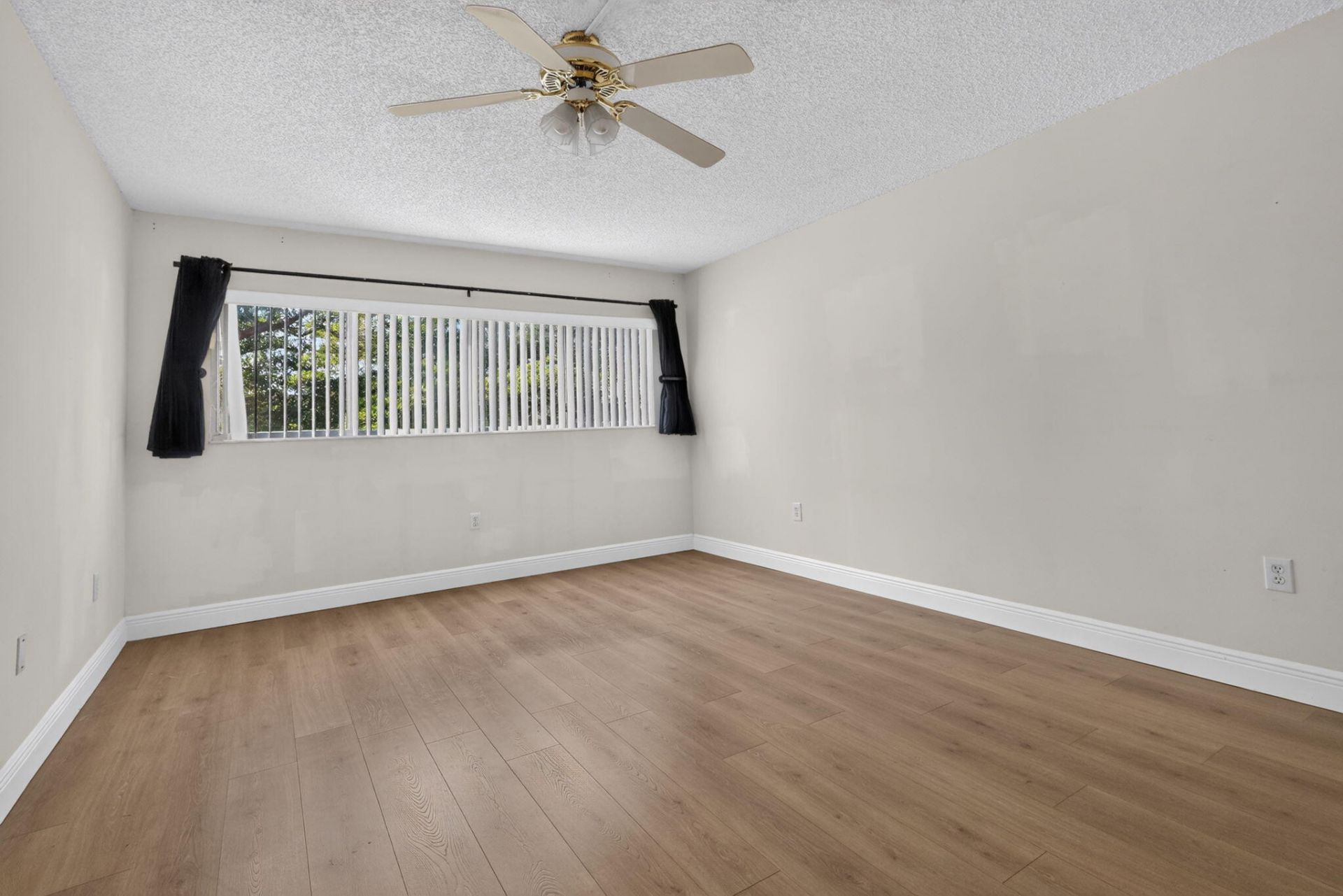 13700 SW 11th Street, Unit 203A, Pembroke Pines, FL 33027 Photo