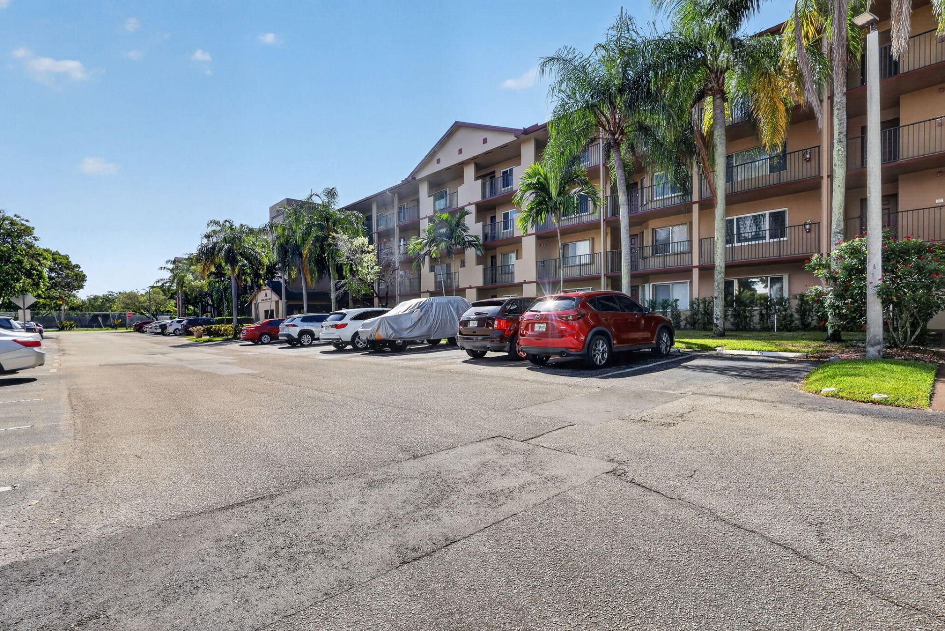 13700 SW 11th Street, Unit 203A, Pembroke Pines, FL 33027 Photo
