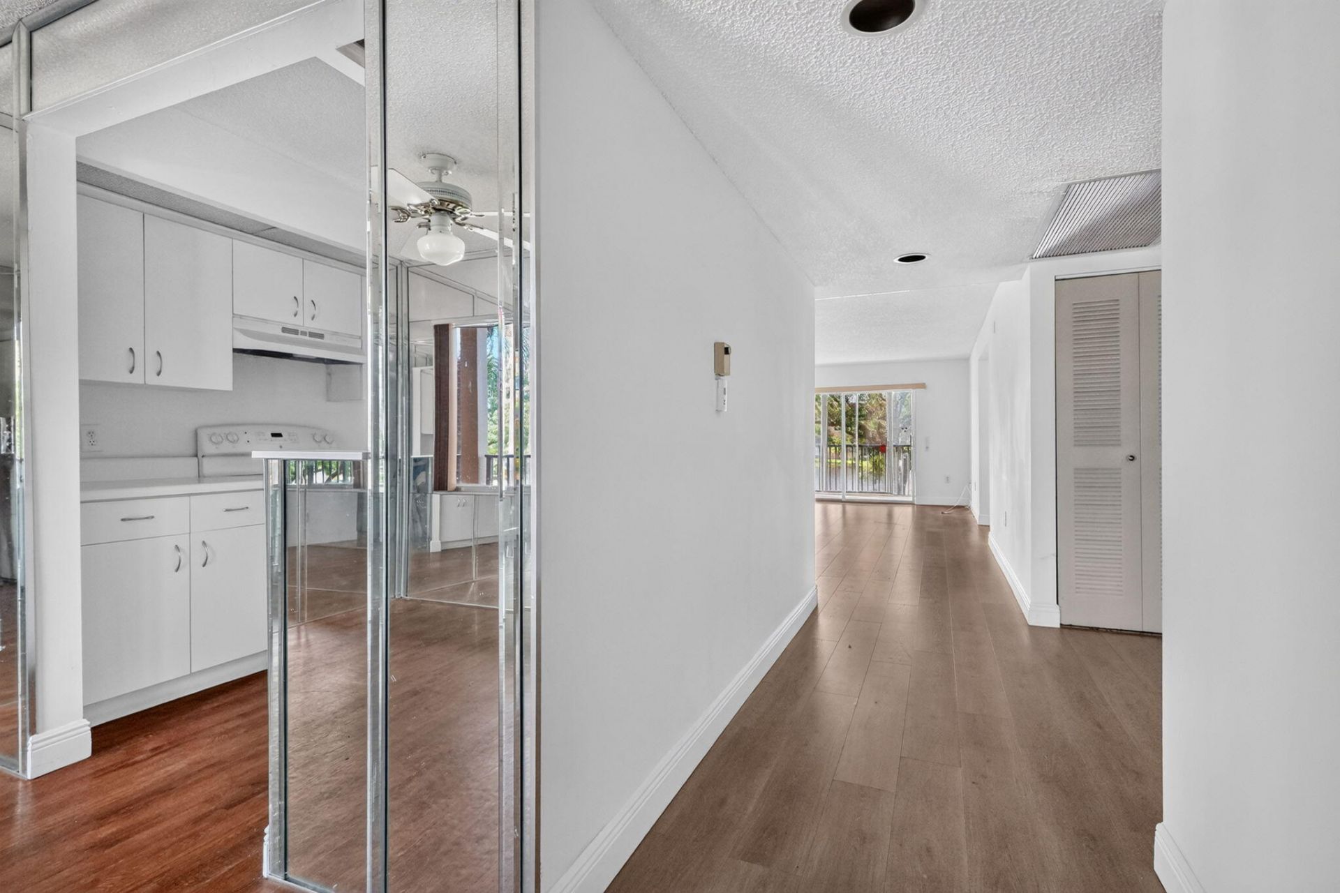 13700 SW 11th Street, Unit 203A, Pembroke Pines, FL 33027 Photo