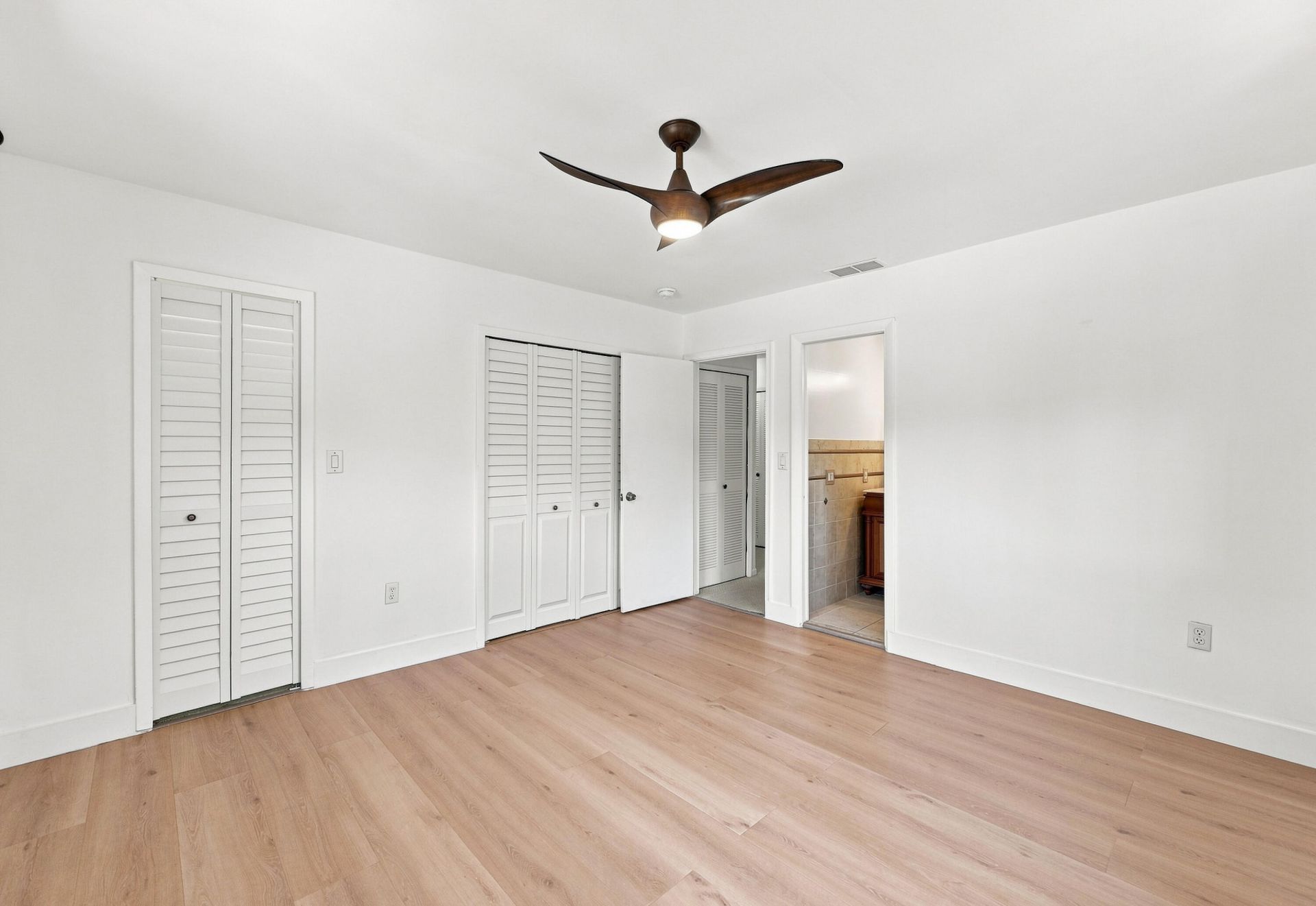 3203 Mcdonald Street, Unit 3203, Miami, FL 33133 Photo
