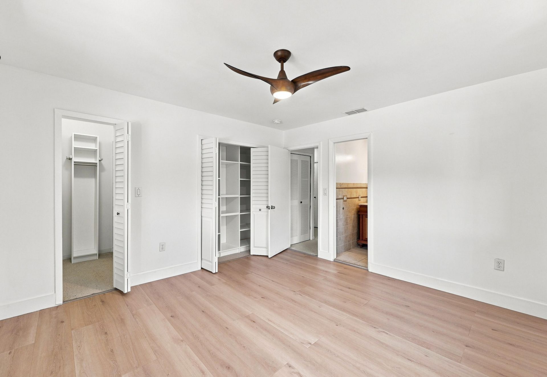 3203 Mcdonald Street, Unit 3203, Miami, FL 33133 Photo