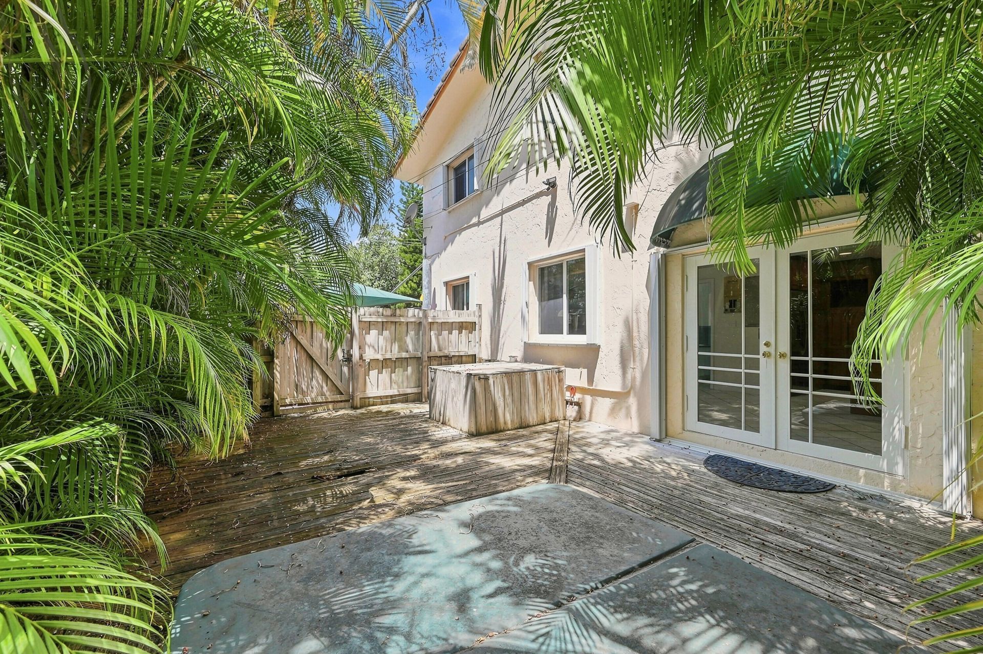 3203 Mcdonald Street, Unit 3203, Miami, FL 33133 Photo