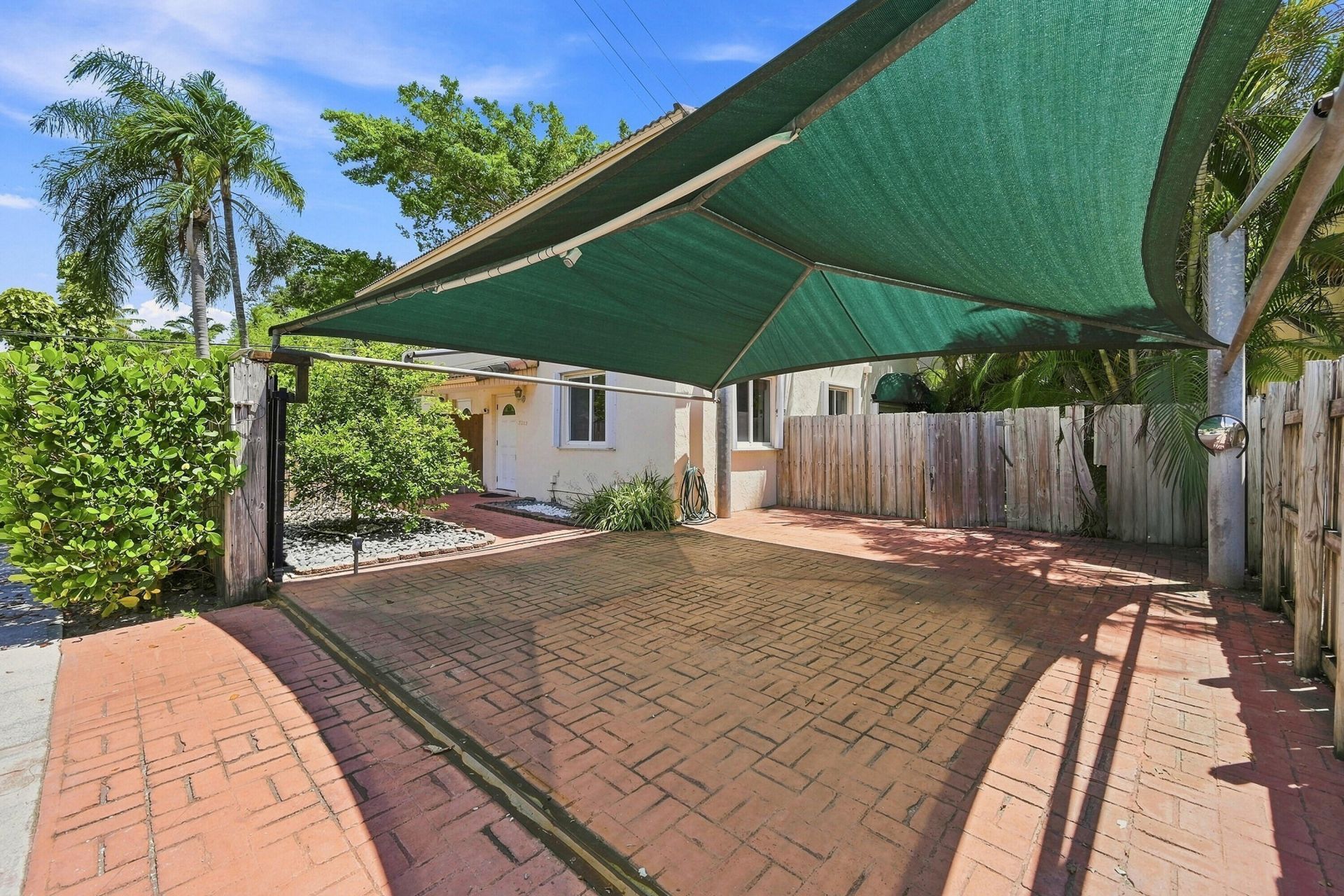 3203 Mcdonald Street, Unit 3203, Miami, FL 33133 Photo