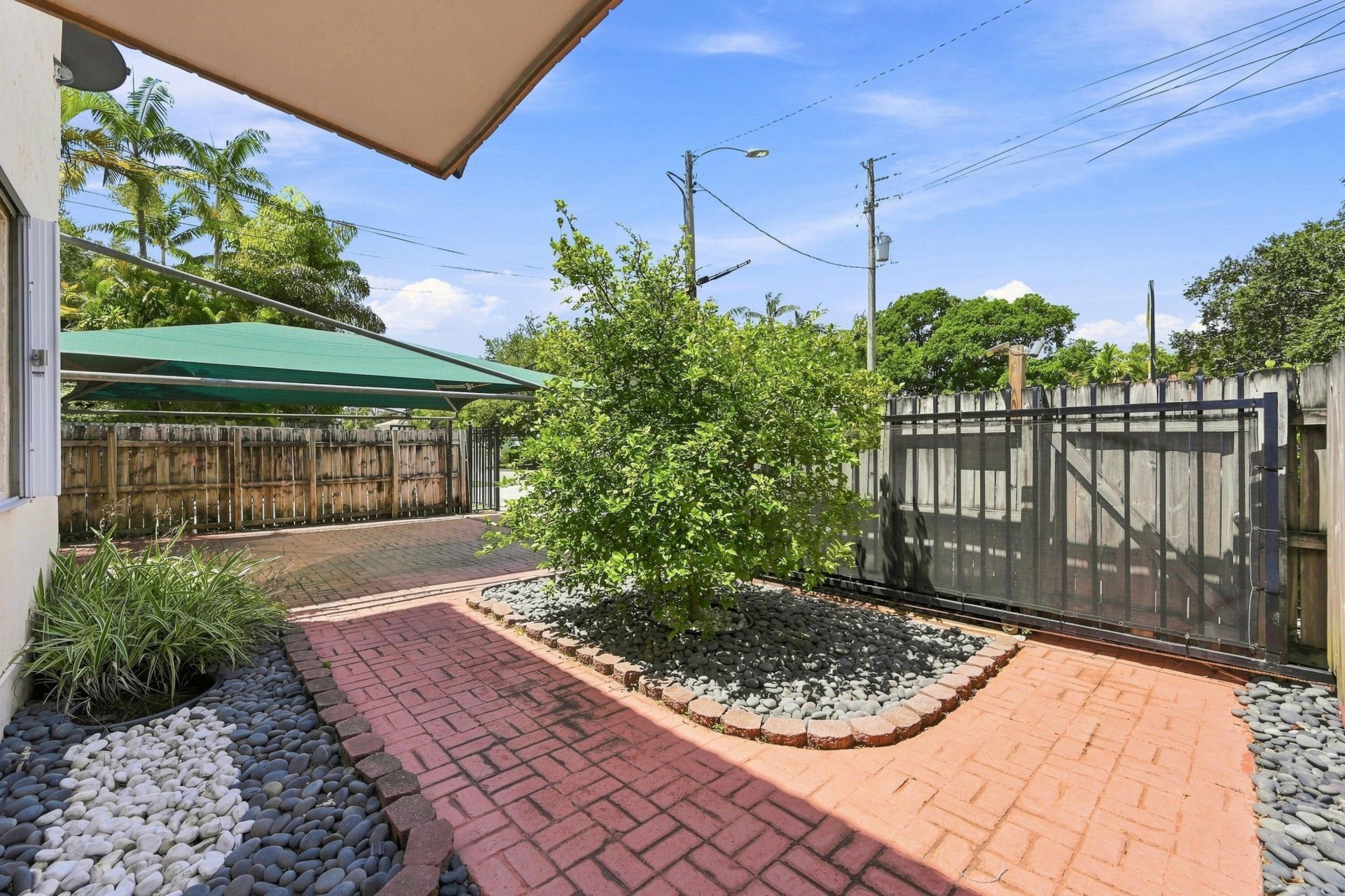 3203 Mcdonald Street, Unit 3203, Miami, FL 33133 Photo