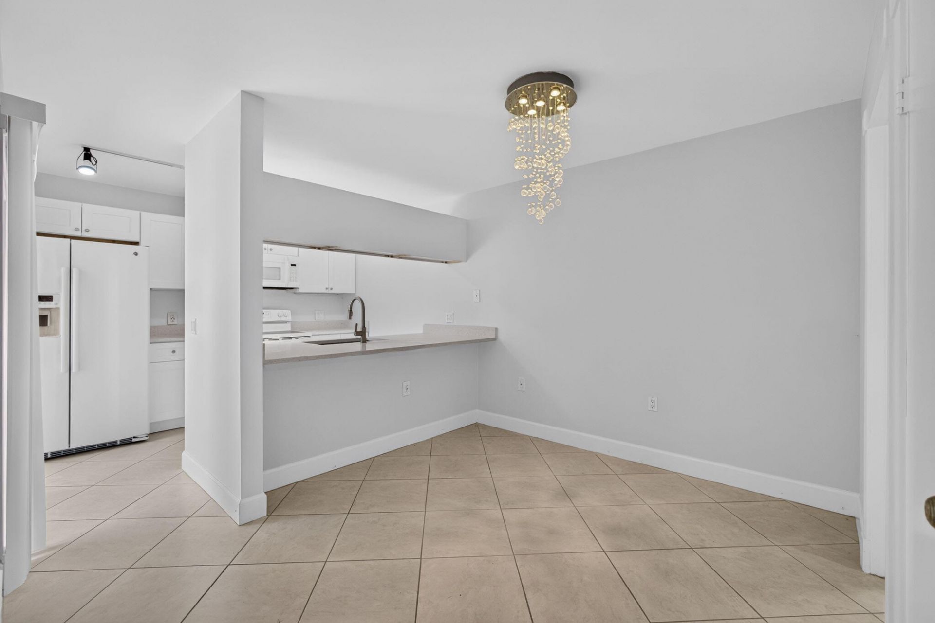 185 Charter Way, West Palm Beach, FL 33407 Photo