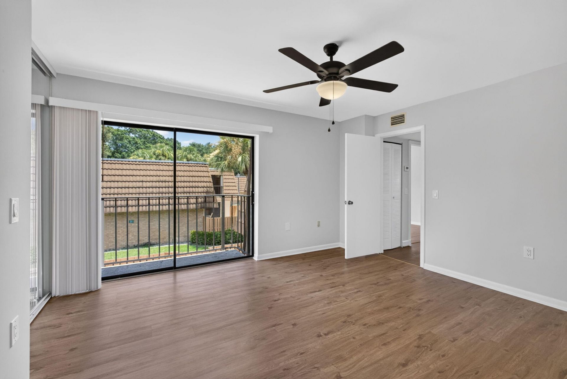 185 Charter Way, West Palm Beach, FL 33407 Photo