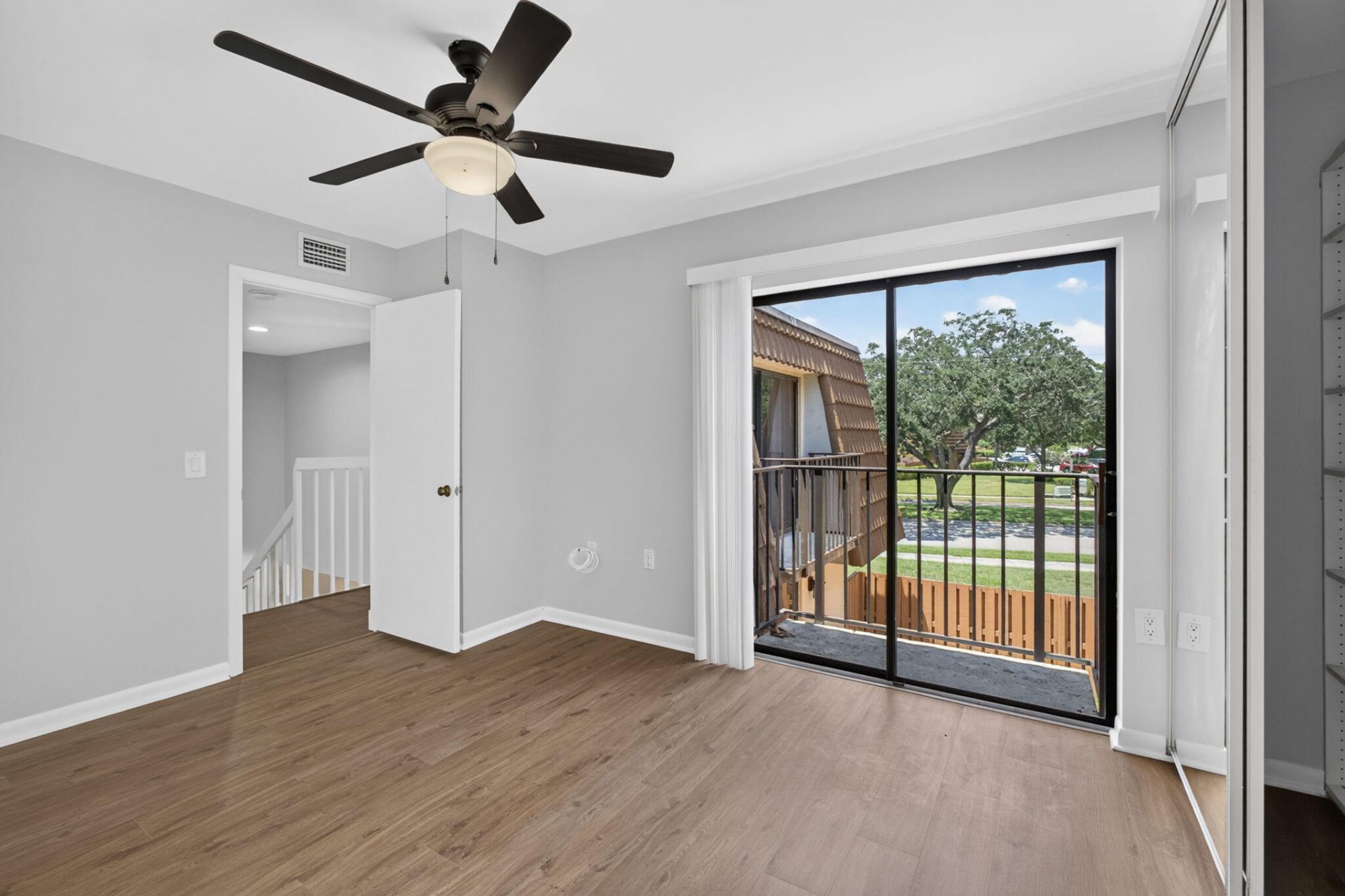 185 Charter Way, West Palm Beach, FL 33407 Photo