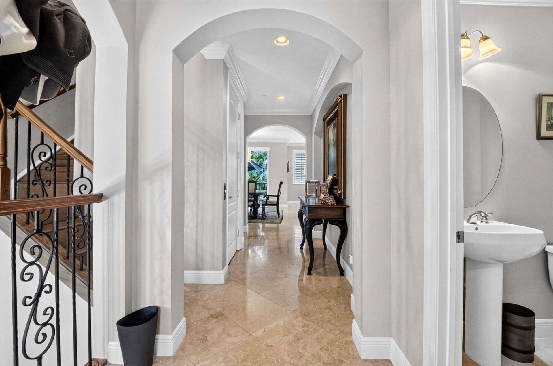 612 NE Francesca Lane, Boca Raton, FL 33487 Photo