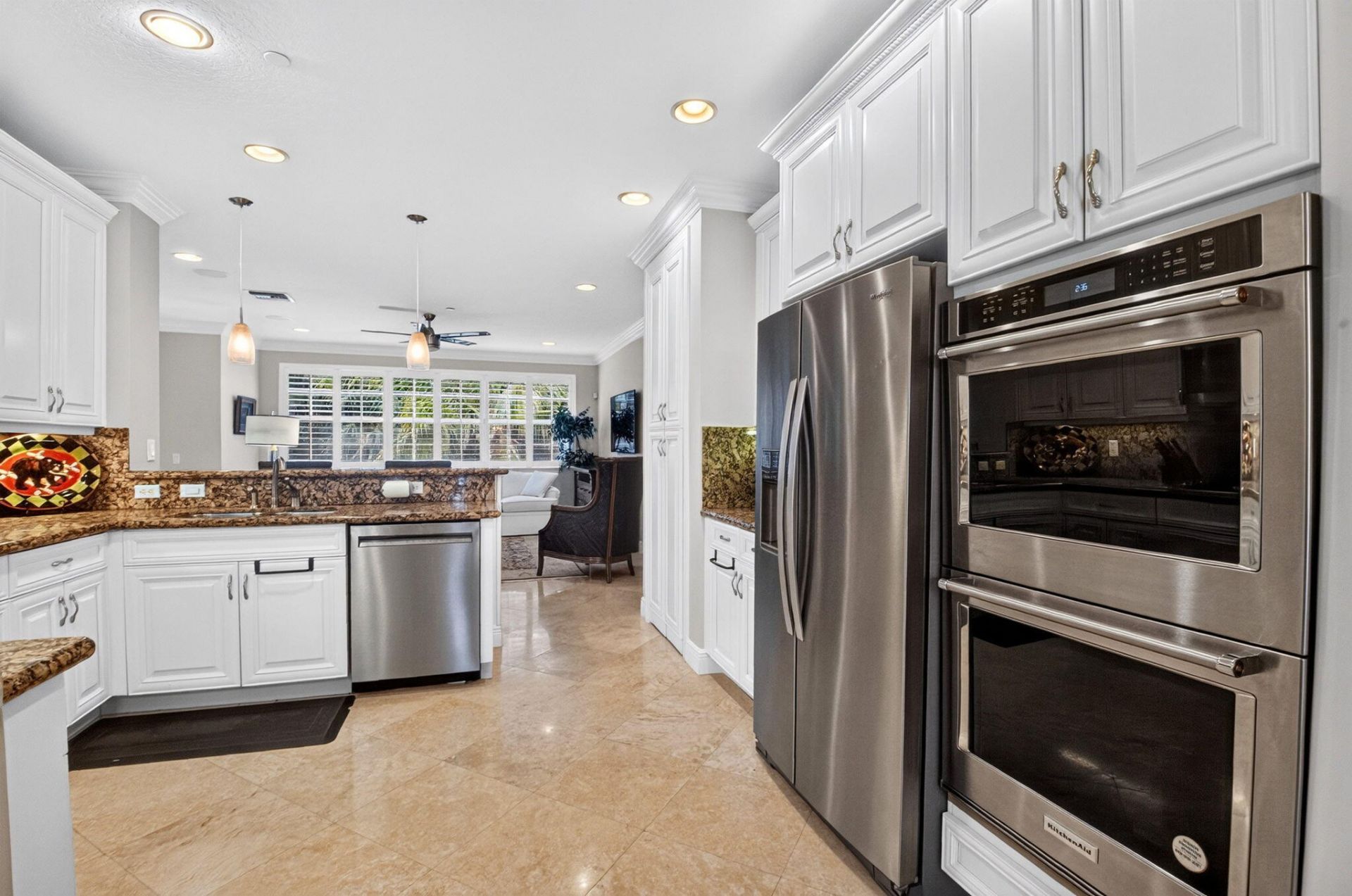 612 NE Francesca Lane, Boca Raton, FL 33487 Photo