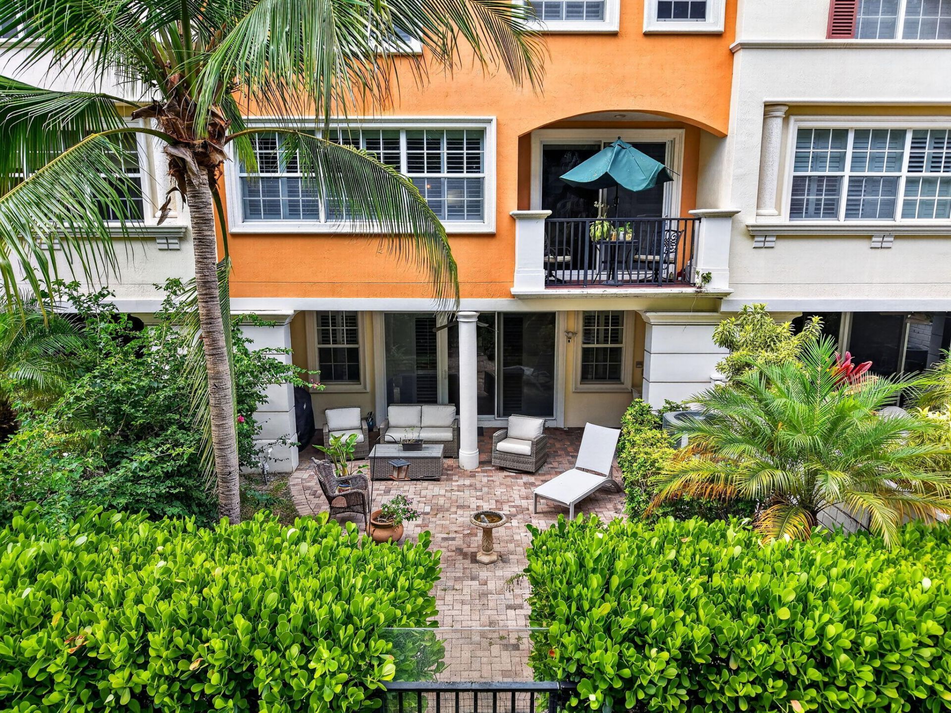 612 NE Francesca Lane, Boca Raton, FL 33487 Photo