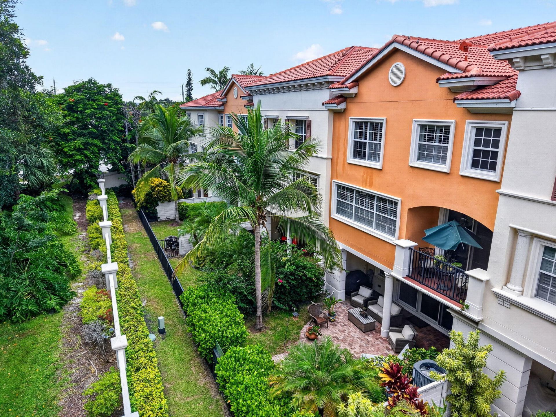 612 NE Francesca Lane, Boca Raton, FL 33487 Photo