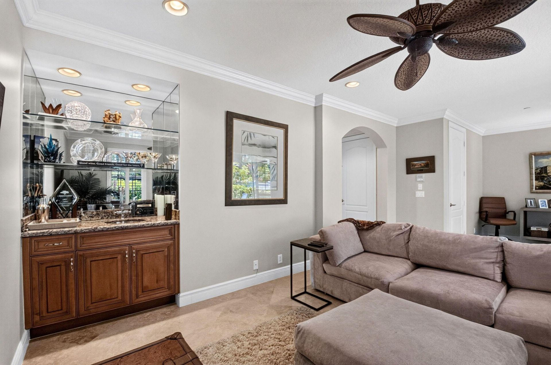 612 NE Francesca Lane, Boca Raton, FL 33487 Photo