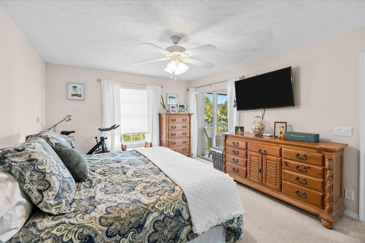 801 SE Central Parkway, Unit 14, Stuart, FL 34994 Photo