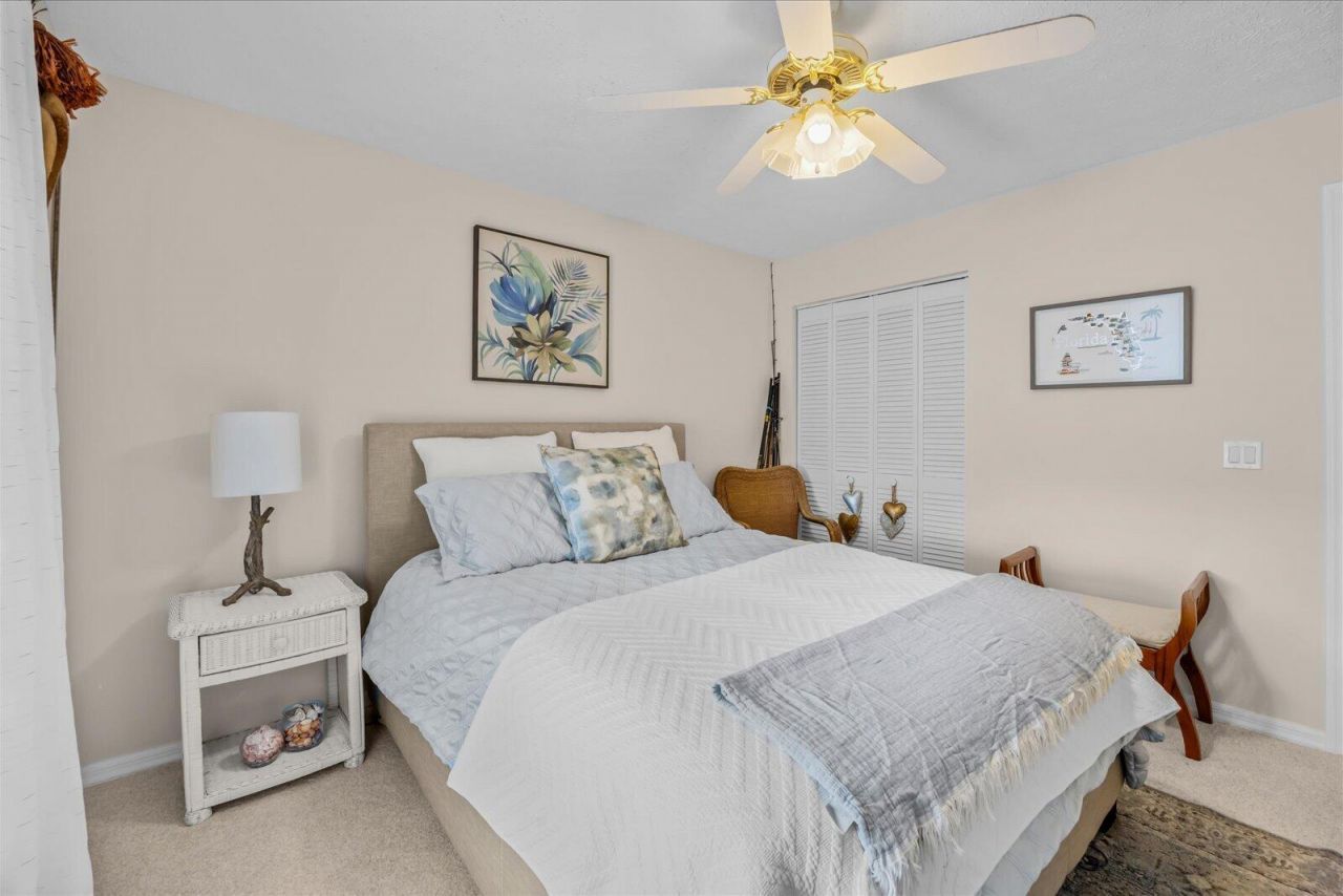 801 SE Central Parkway, Unit 14, Stuart, FL 34994 Photo