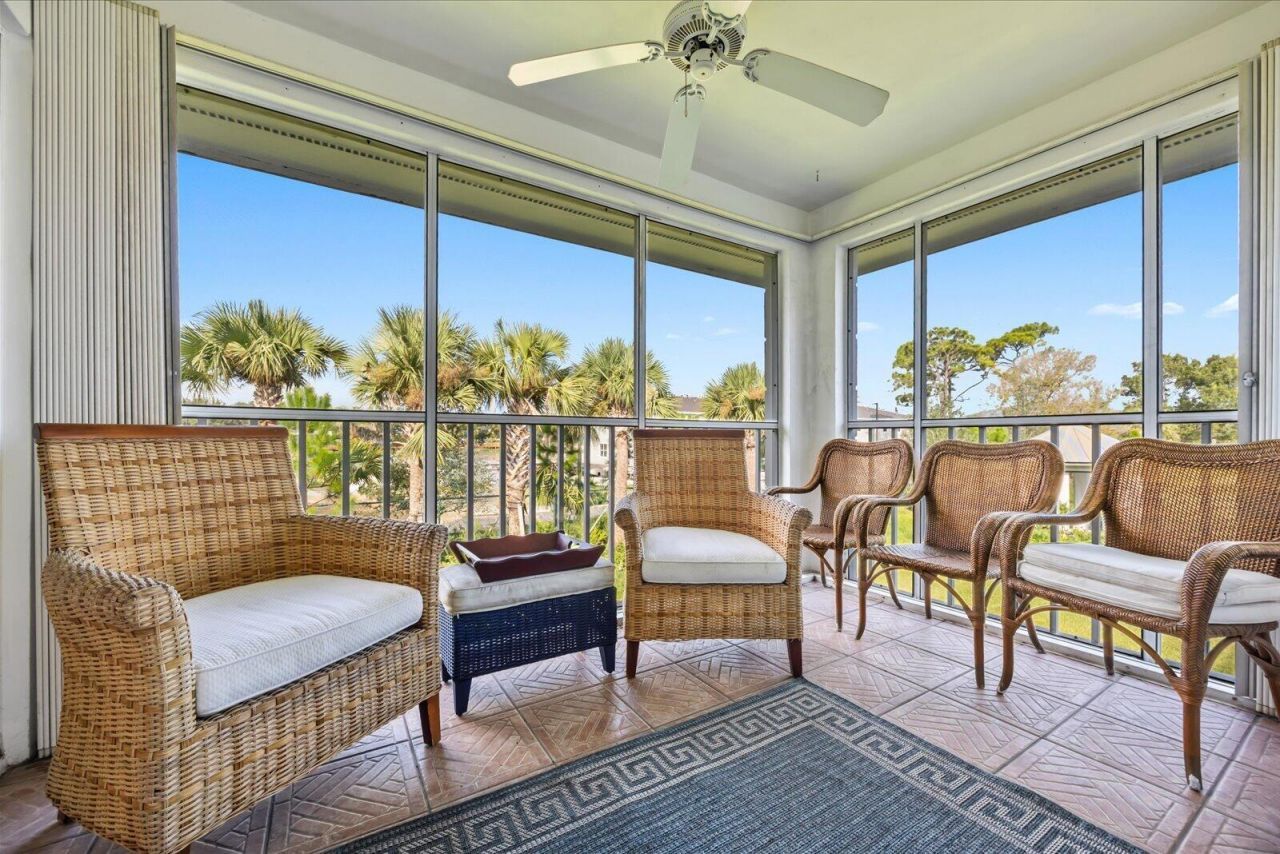 801 SE Central Parkway, Unit 14, Stuart, FL 34994 Photo