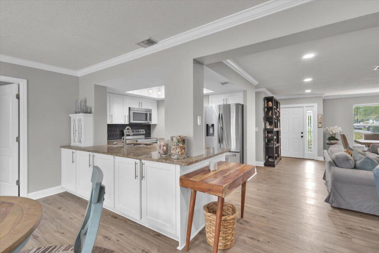 2488 NW South Manor Avenue, Stuart, FL 34994 Photo