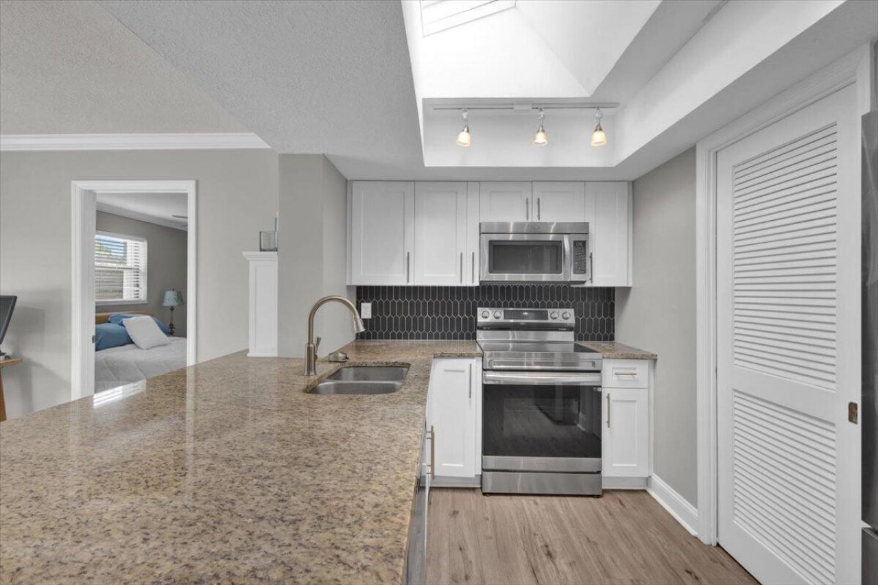 2488 NW South Manor Avenue, Stuart, FL 34994 Photo
