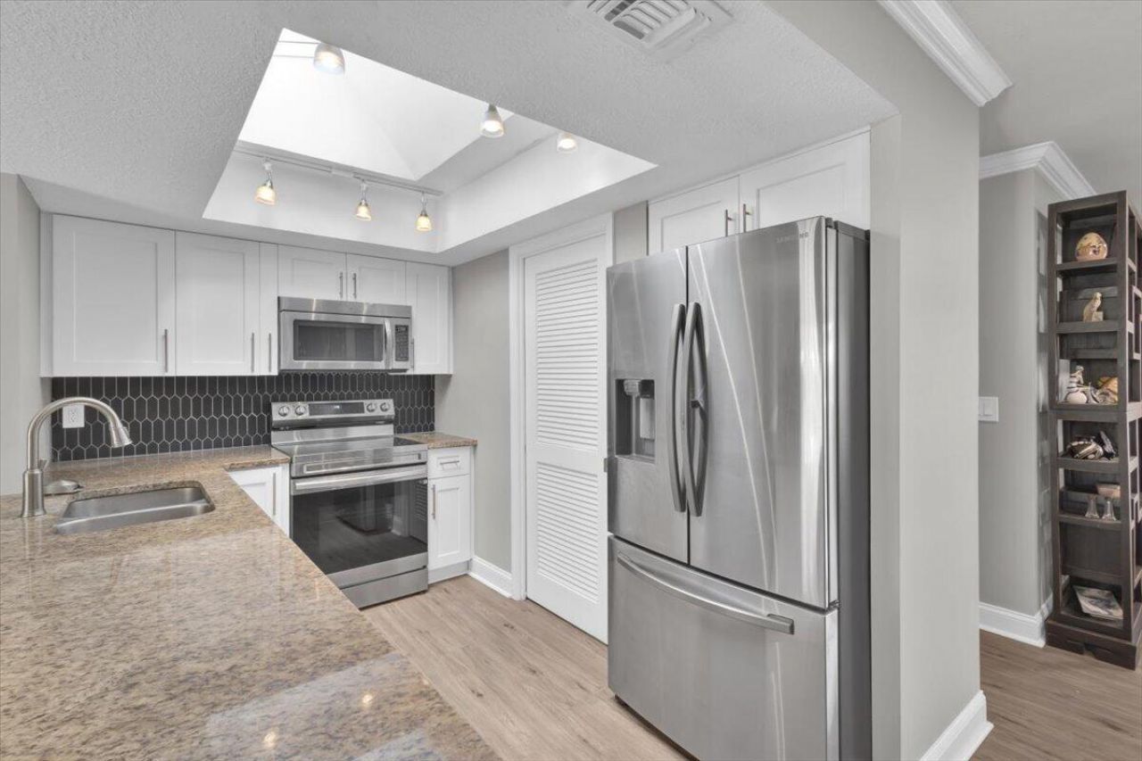 2488 NW South Manor Avenue, Stuart, FL 34994 Photo