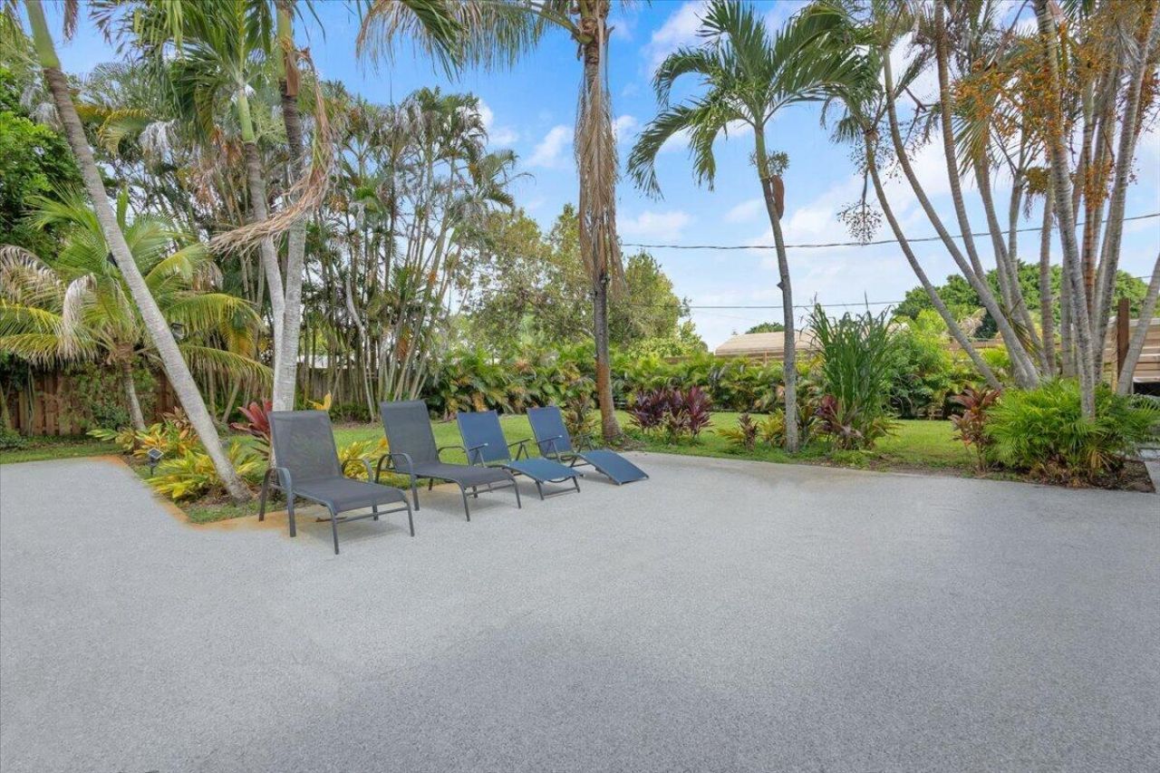 2488 NW South Manor Avenue, Stuart, FL 34994 Photo