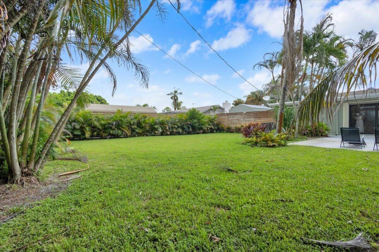 2488 NW South Manor Avenue, Stuart, FL 34994 Photo
