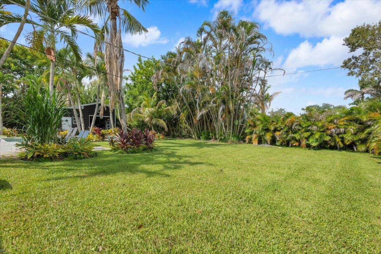 2488 NW South Manor Avenue, Stuart, FL 34994 Photo