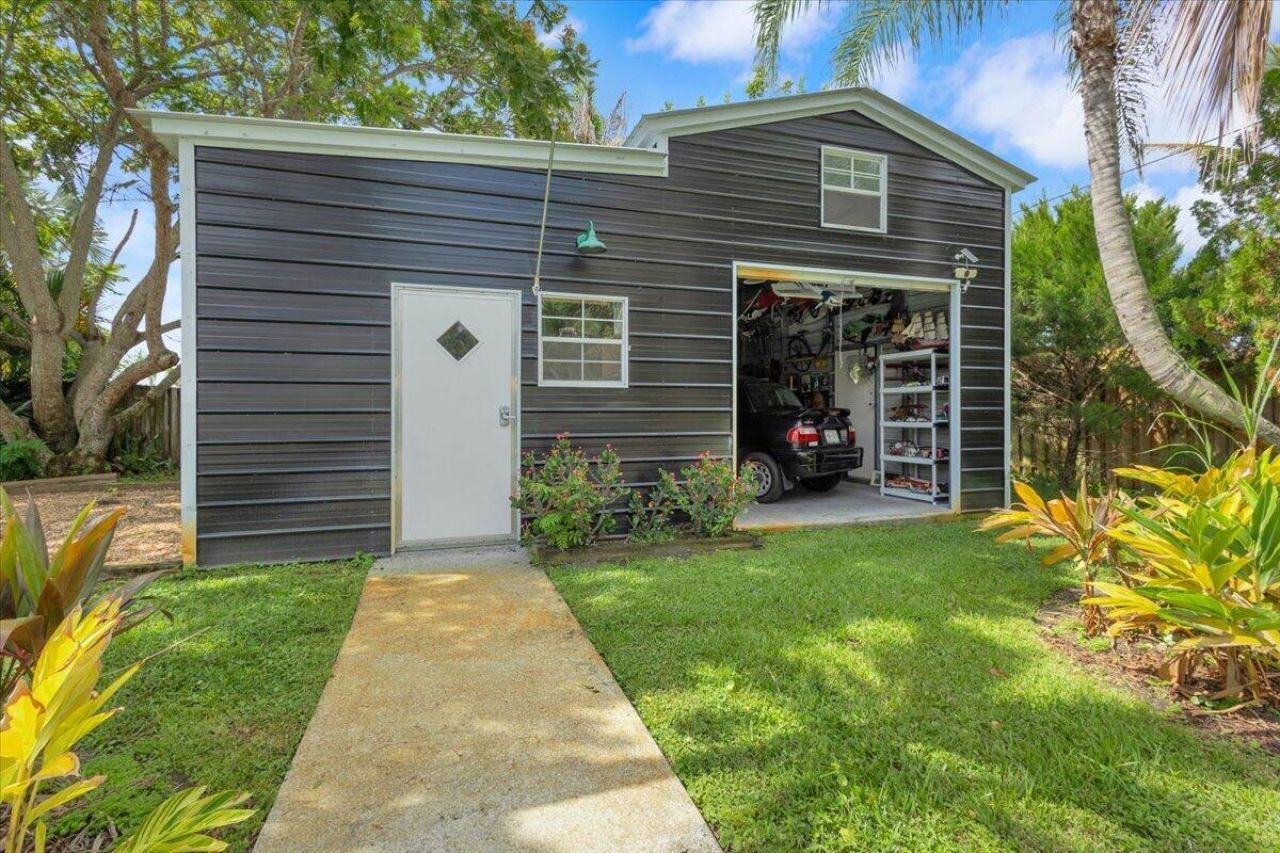 2488 NW South Manor Avenue, Stuart, FL 34994 Photo