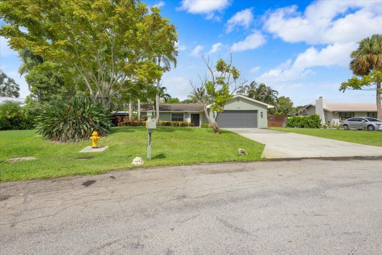 2488 NW South Manor Avenue, Stuart, FL 34994 Photo