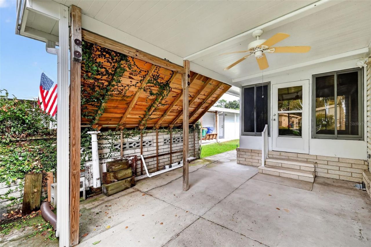 3318 Wekiva Road, Tavares, FL 32778 Photo