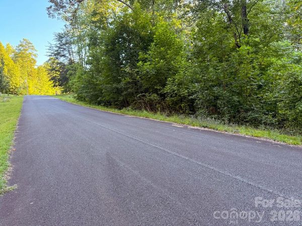 656 Pinelake Drive, Troy, NC 27371